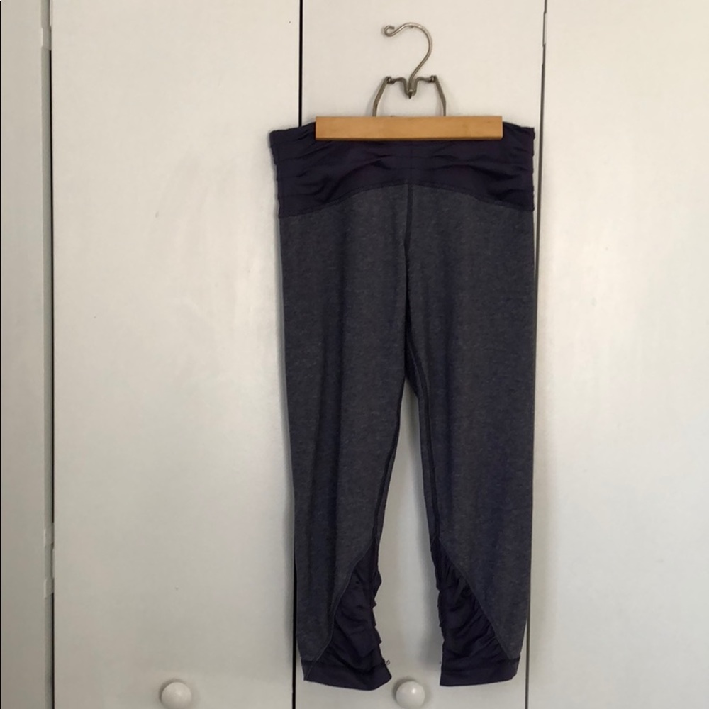 Lululemon cropped leggings